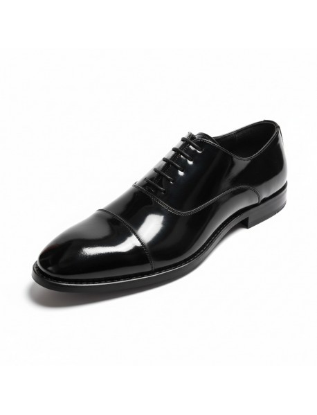 BLACK PATENT OXFORD TOE CAP