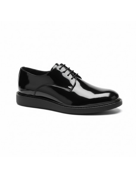 BLACK PATENT CASUAL SHOES