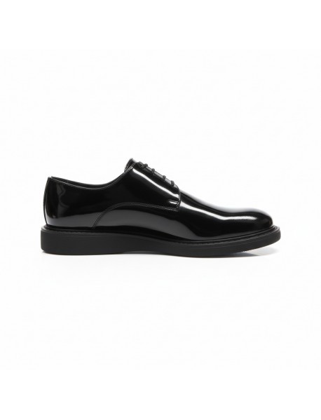 BLACK PATENT CASUAL SHOES