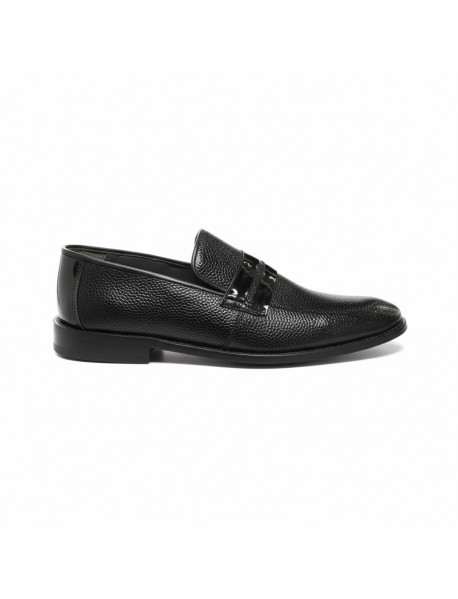 BLACK TEXTURED PATENT LEATHER LOAFERS
