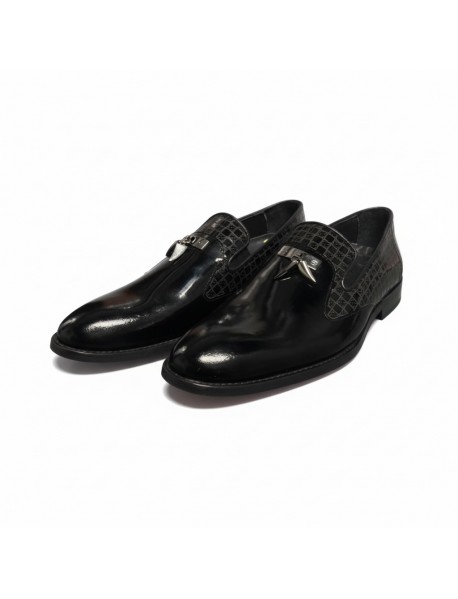 BLACK PATENT METAL-TASSEL SHOES BLACK PATENT METAL-TASSEL SHOES